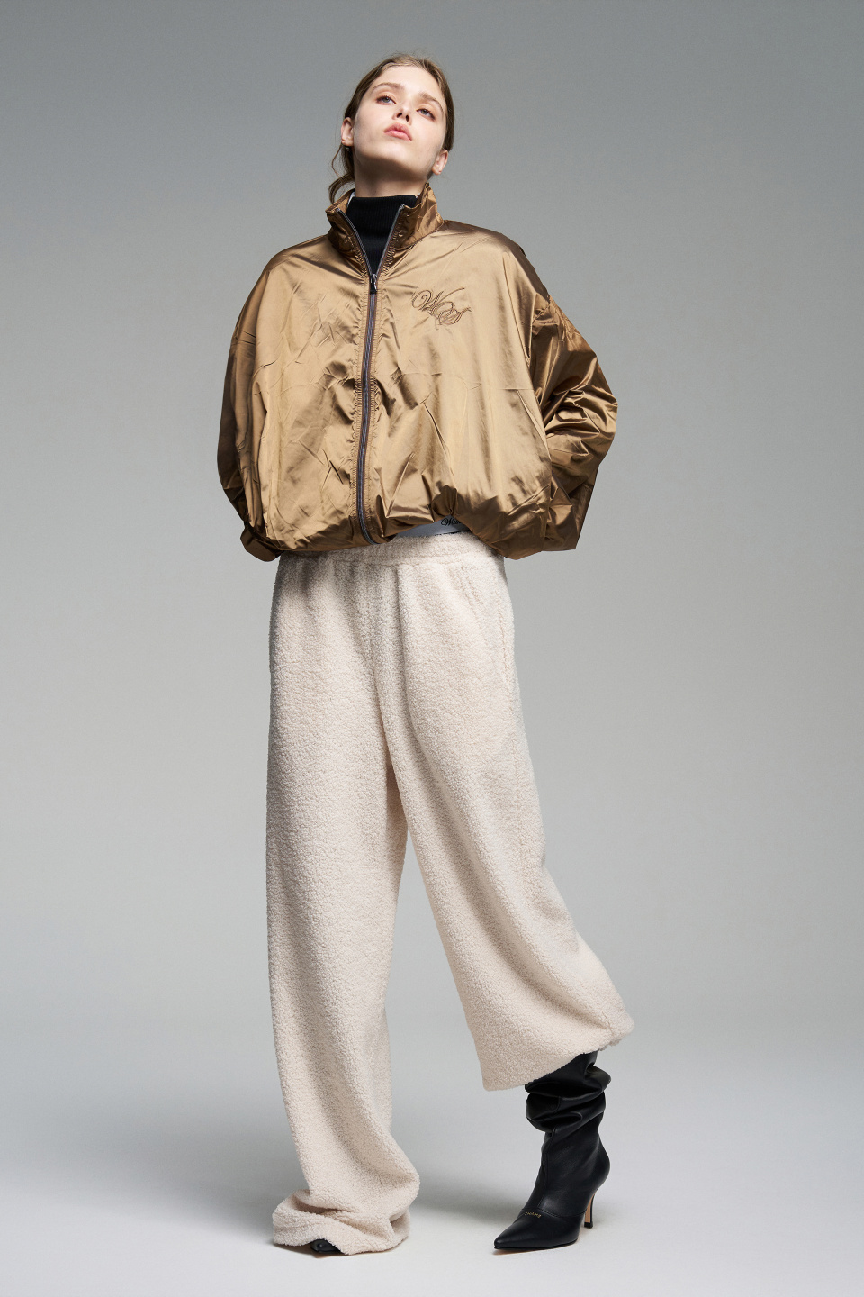 Бомбер из нейлона с вышивкой, фото 8